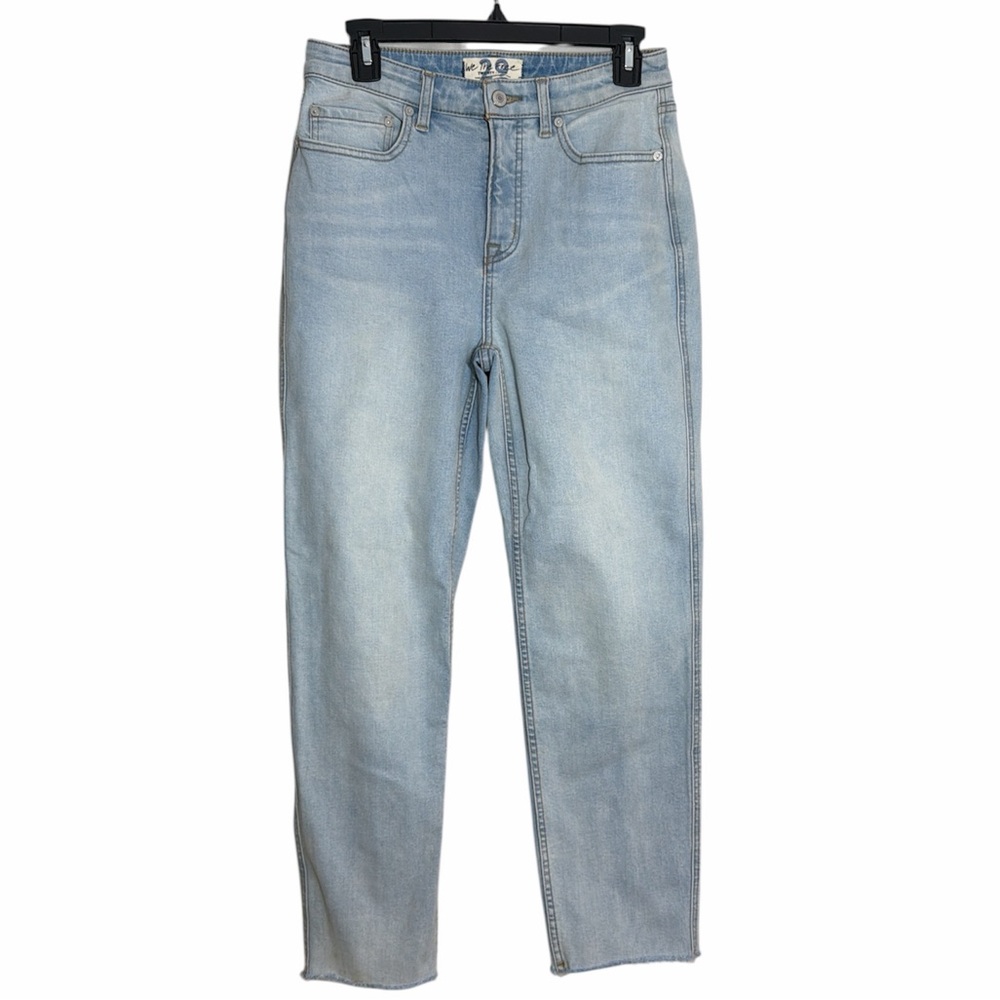 Free People We the Free Light Wash High Rise Raw Hem Crvy Straight Jeans Size 29